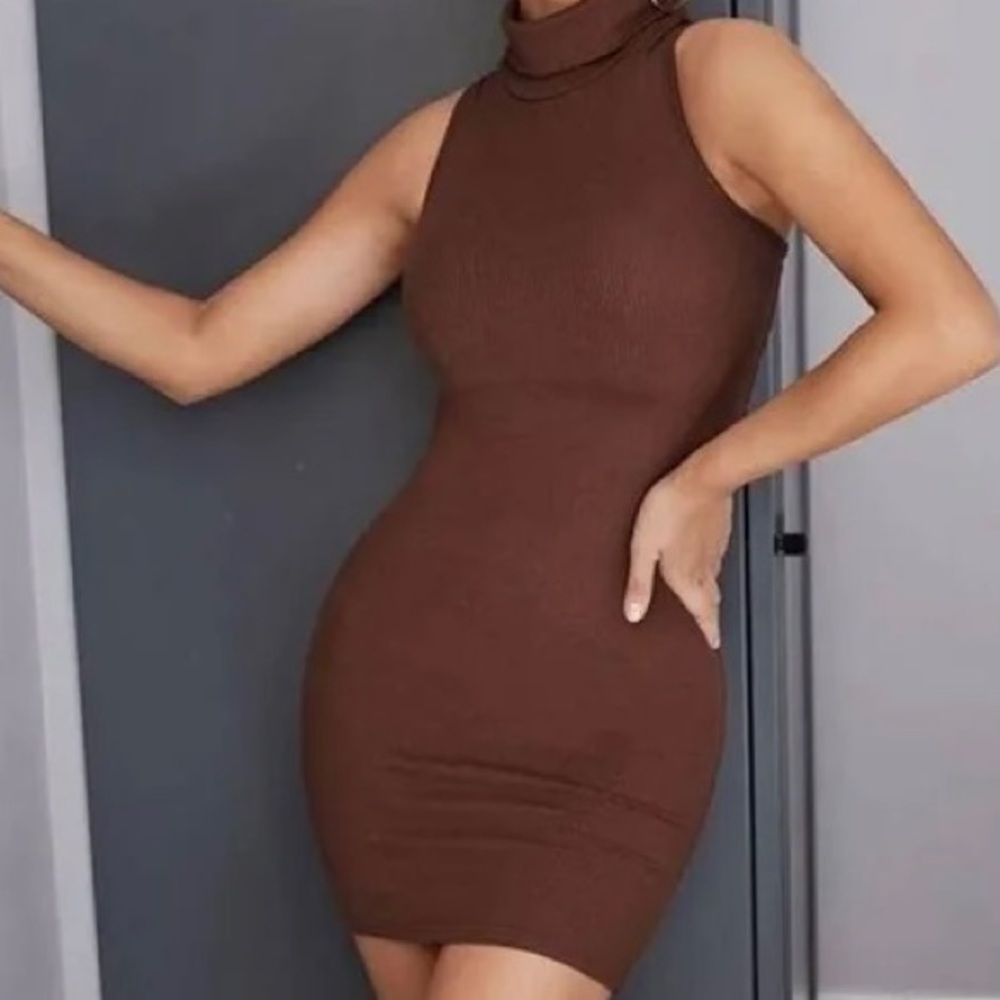 FINAL SALE 🏷️ Superdown Chocolate Brown Mini Dress 🤎